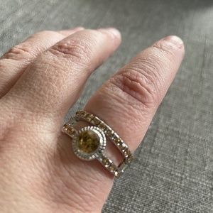 Paparazzi stretch back ring
